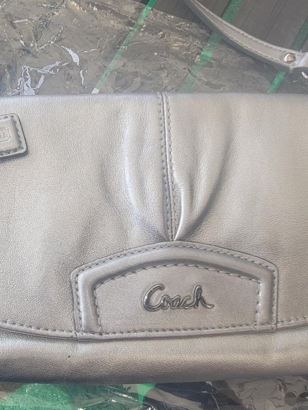 Coach Metallic Silver Leather Wristlet Clutch w/ Hangtag
